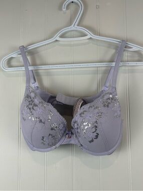 Victoria’s‎ Secret Lavender Lace Push-up Bra 32D Metallic Floral Feminine